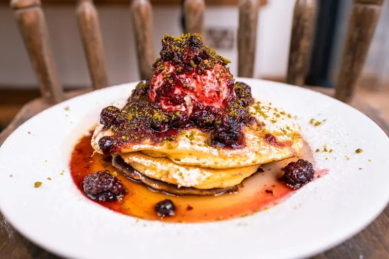 halal brunch london - best halal brunch in london - best brunch east london - halal restaurants east london - halal burgers east london - halal breakfast in london - halal food oxford street- halal brunch spots east london - fancy halal restaurants london - guanaba