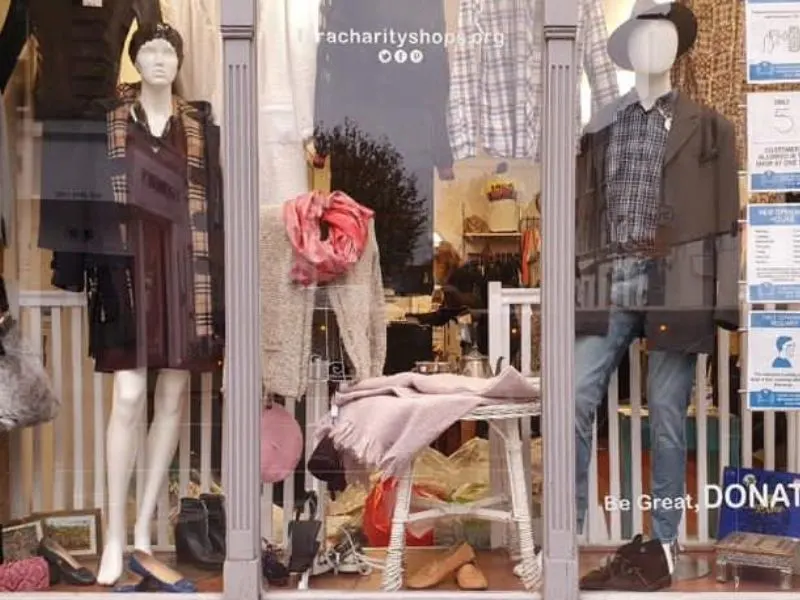best charity shops on kings road - best charity shops in chelsea london - best charity shops in london - best secondhand shops in london - secondhand designer clothes in london - best charity shops in west london - best thrift stores in london bargains