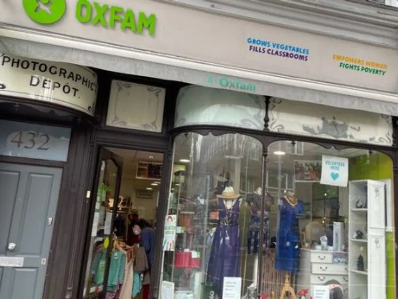 best charity shops on kings road - best charity shops in chelsea london - best charity shops in london - best secondhand shops in london - secondhand designer clothes in london - best charity shops in west london - best thrift stores in london bargains