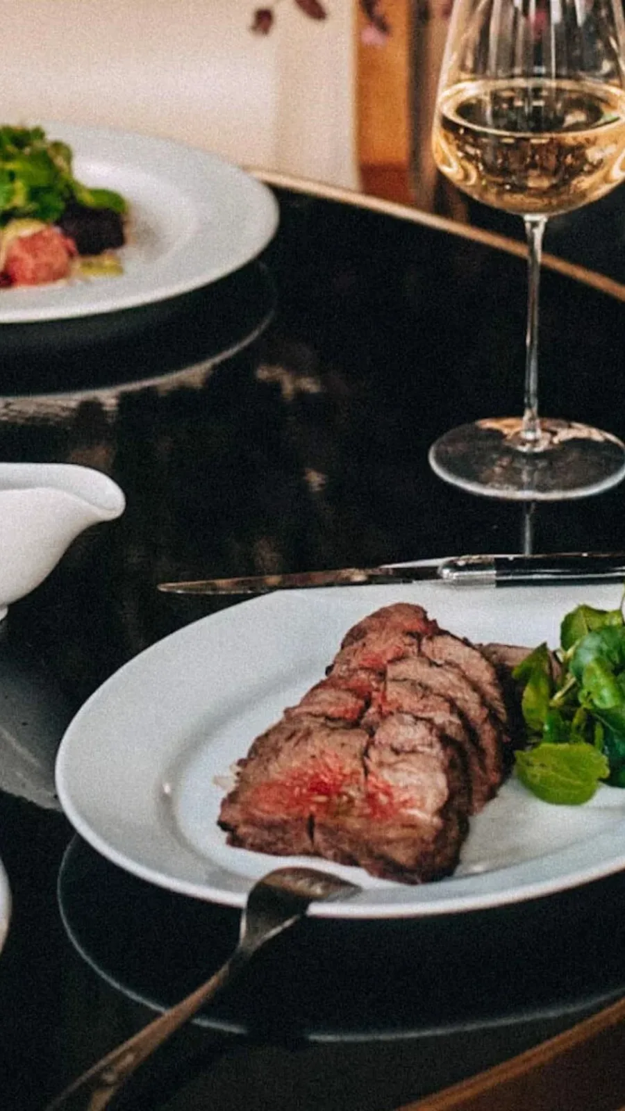 best brunch in london king's cross food spots - best places to eat in central london - rails restaurant