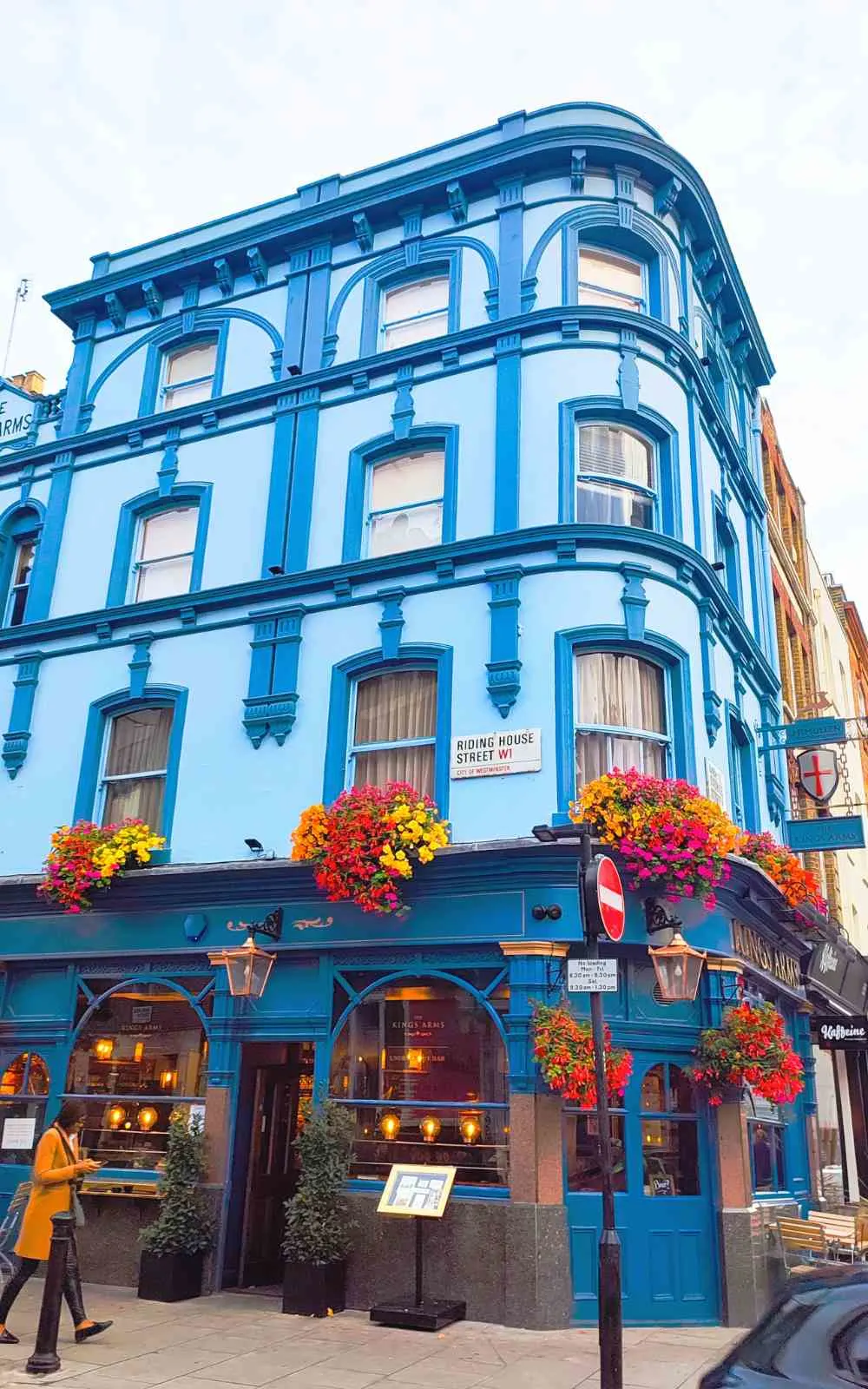 most colorful places in london - most scenic places in london - most colorful streets in london - most colorful mews in london - most colorful houses in london - most beautiful places in london - best hidden gems in london - most beautiful secret places in london - carnaby street - covent garden - bonny street camden - devonshire mews south marylebone - neal's yard - soho - elan cafe - james street - primrose hill colorful houses - chalcot square - chalcot street - portobello road - notting hill - st lukes mews - camden town - chelsea mews - shoreditch street art - millenium bridge ben wilson - sculpture in the city - hay's galleria - dopamineland - mayfair - fitzrovia