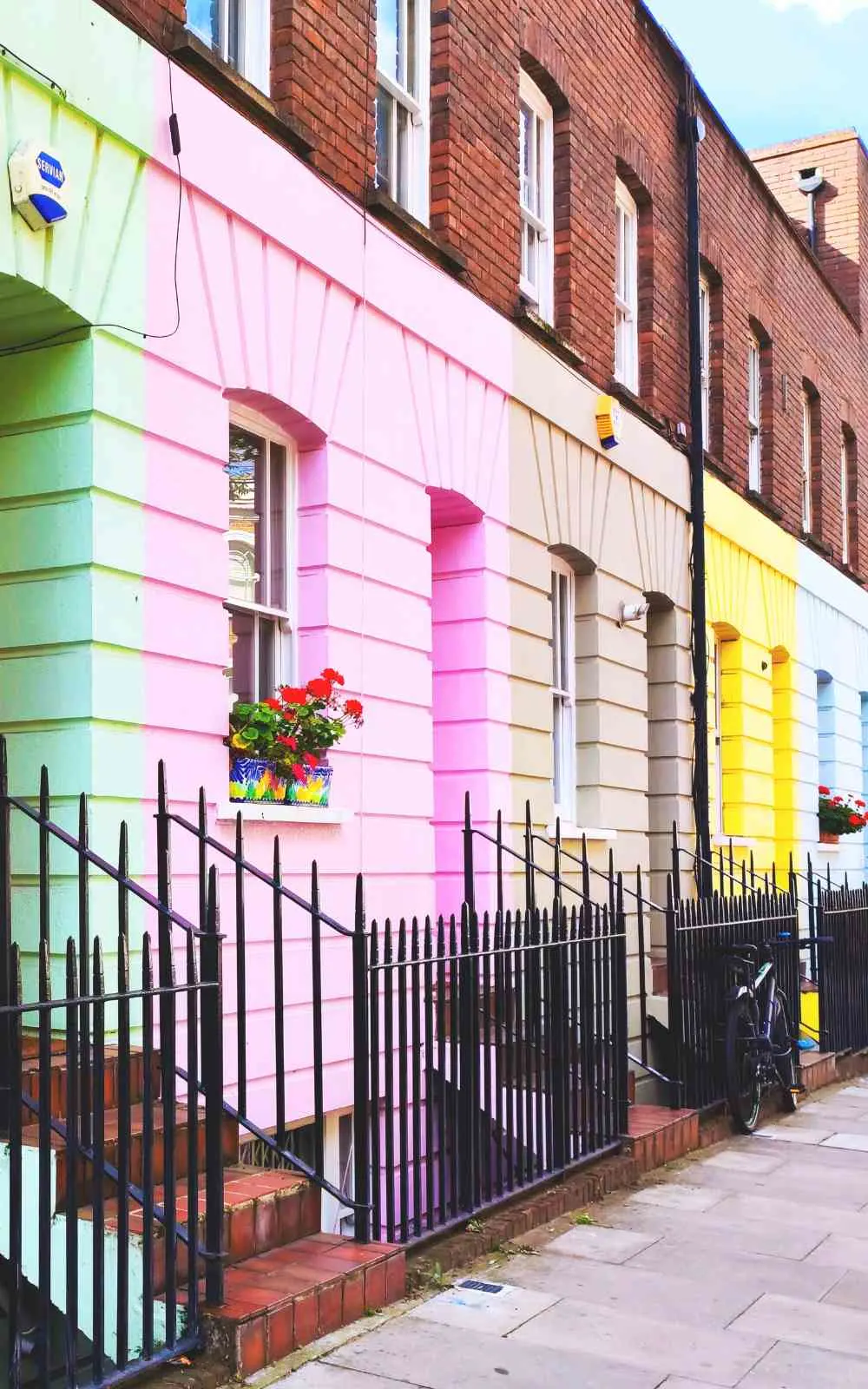 most colorful places in london - most scenic places in london - most colorful streets in london - most colorful mews in london - most colorful houses in london - most beautiful places in london - best hidden gems in london - most beautiful secret places in london - carnaby street - covent garden - bonny street camden - devonshire mews south marylebone - neal's yard - soho - elan cafe - james street - primrose hill colorful houses - chalcot square - chalcot street - portobello road - notting hill - st lukes mews - camden town
