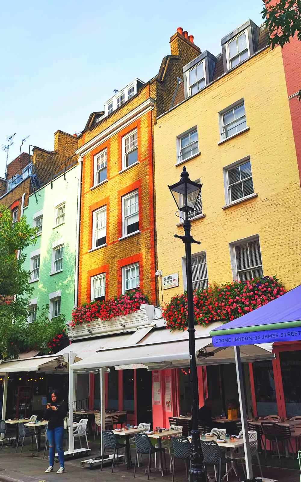 most colorful places in london - most scenic places in london - most colorful streets in london - most colorful mews in london - most colorful houses in london - most beautiful places in london - best hidden gems in london - most beautiful secret places in london - carnaby street - covent garden - bonny street camden - devonshire mews south marylebone - neal's yard - soho - elan cafe - james street