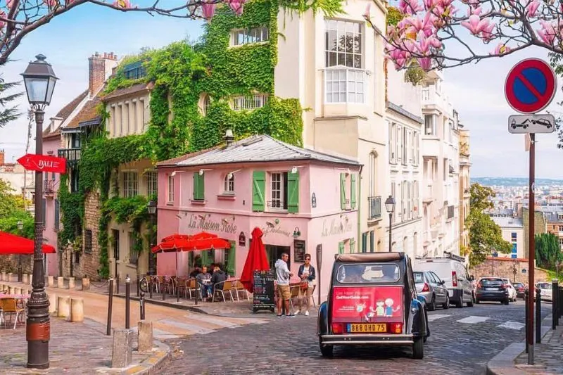most instagrammable cafes in paris - most colorful cafes in paris - cute cafes in paris - pretty cafes in paris - flower cafes in paris - floral cafes in paris - best cafes in paris - neon cafes in paris - pink cafes in paris - most beautiful cafes in paris - la maison rose
