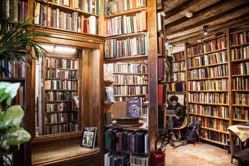 most instagrammable cafes in paris - most colorful cafes in paris - cute cafes in paris - pretty cafes in paris - flower cafes in paris - floral cafes in paris - best cafes in paris - neon cafes in paris - pink cafes in paris - most beautiful cafes in paris - shakespeare and company