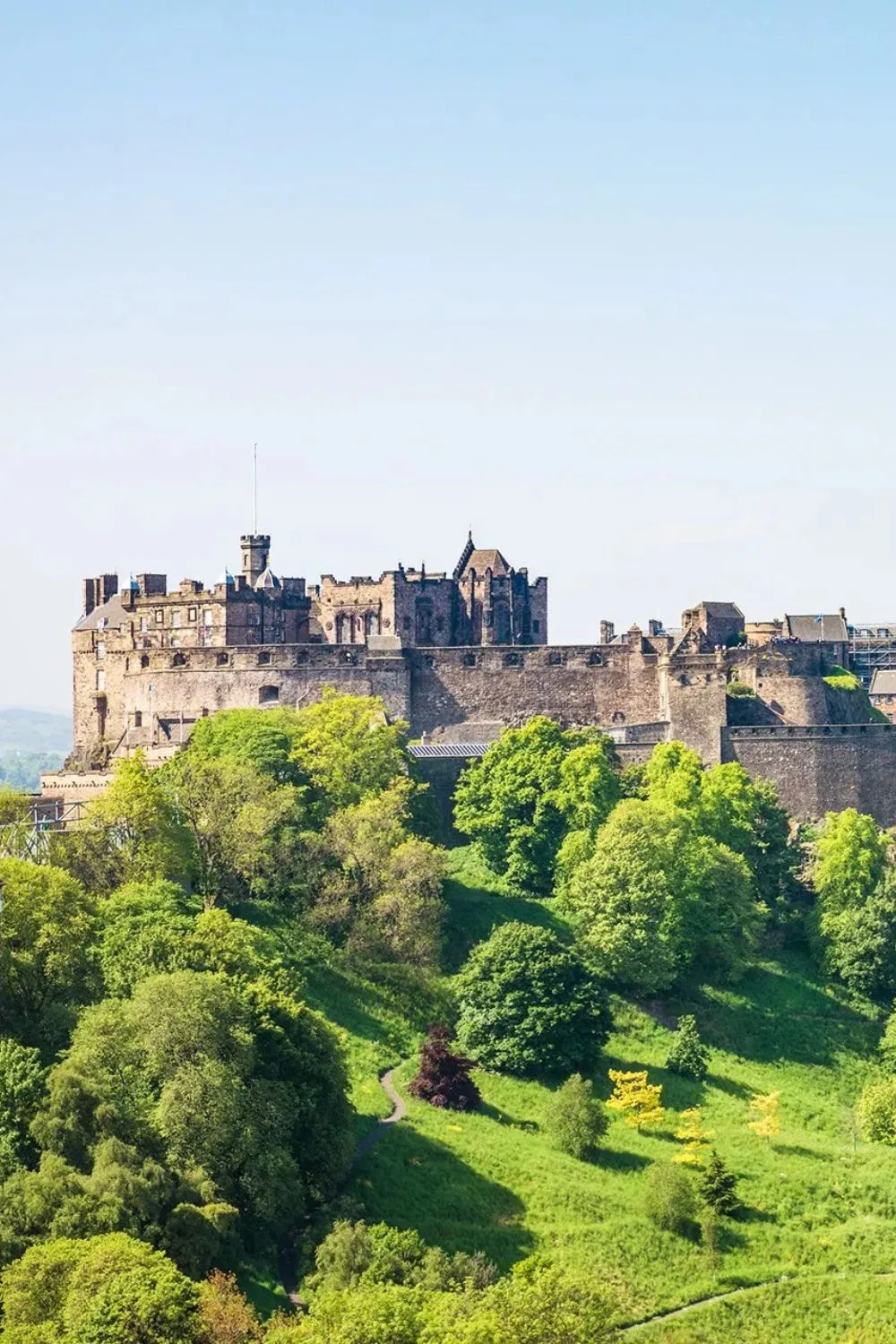 most instagrammable places in edinburgh scotland - what to do in edinburgh - best things to do in edinburgh scotland - most colorful places in edinburgh - most instagrammable cafes in edinburgh - best viewpoints in edinburgh - best photo spots in edinburgh - best photography spots in edinburgh - most beautiful places to visit in edinburgh - edinburgh castle