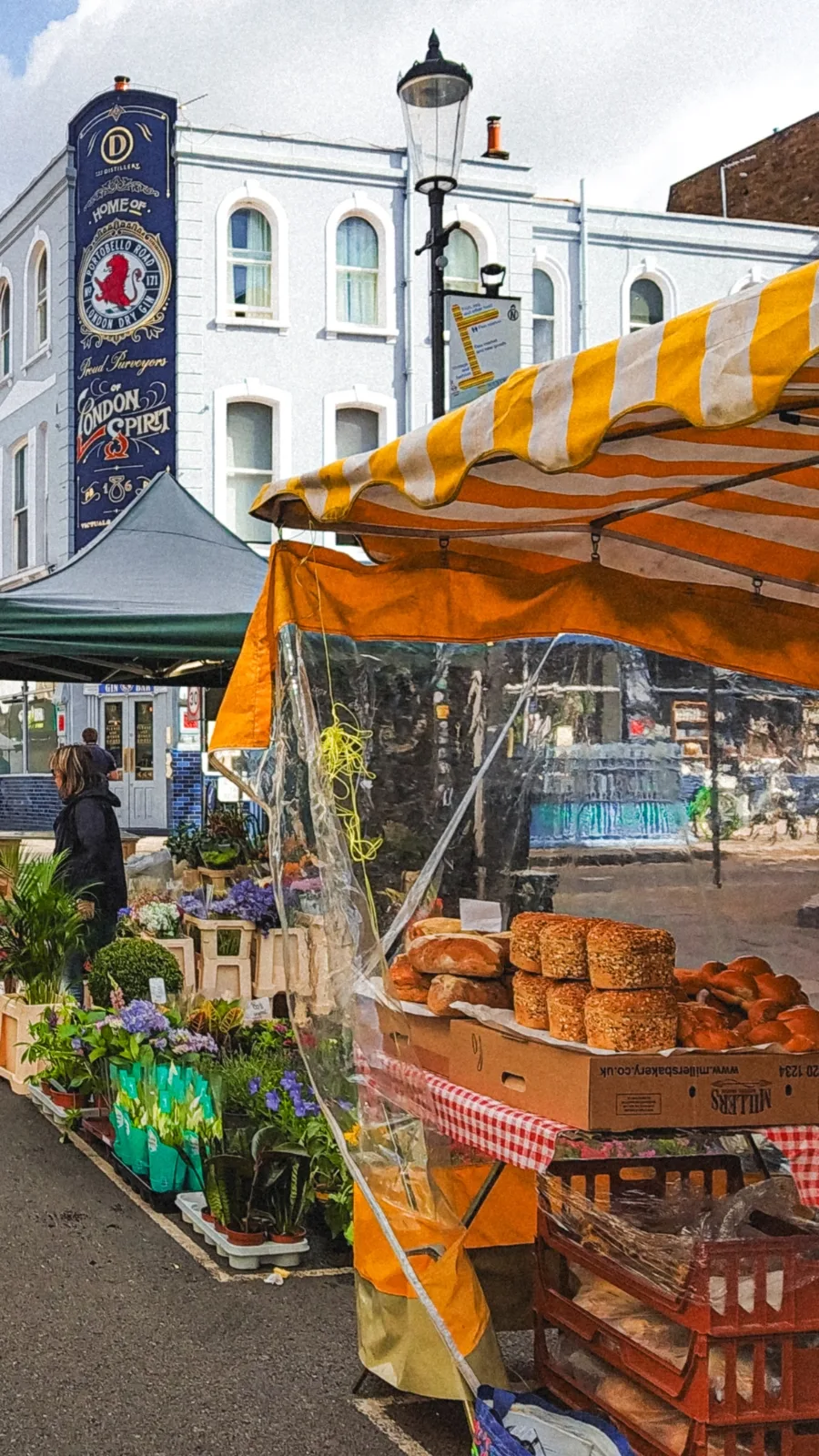 best supermarkets in london aesthetic - london shopping guide - london travel guide - london life aesthetic - grocery shopping in london - best food shops in london - best grocery shops in london - budget shops in london - cheap food shops in london - cheap shopping in london - best supermarkets in central london - moroccan food shops in london - italian food shops in london - french food shops in london - asian food shops in london - polish food shops in london