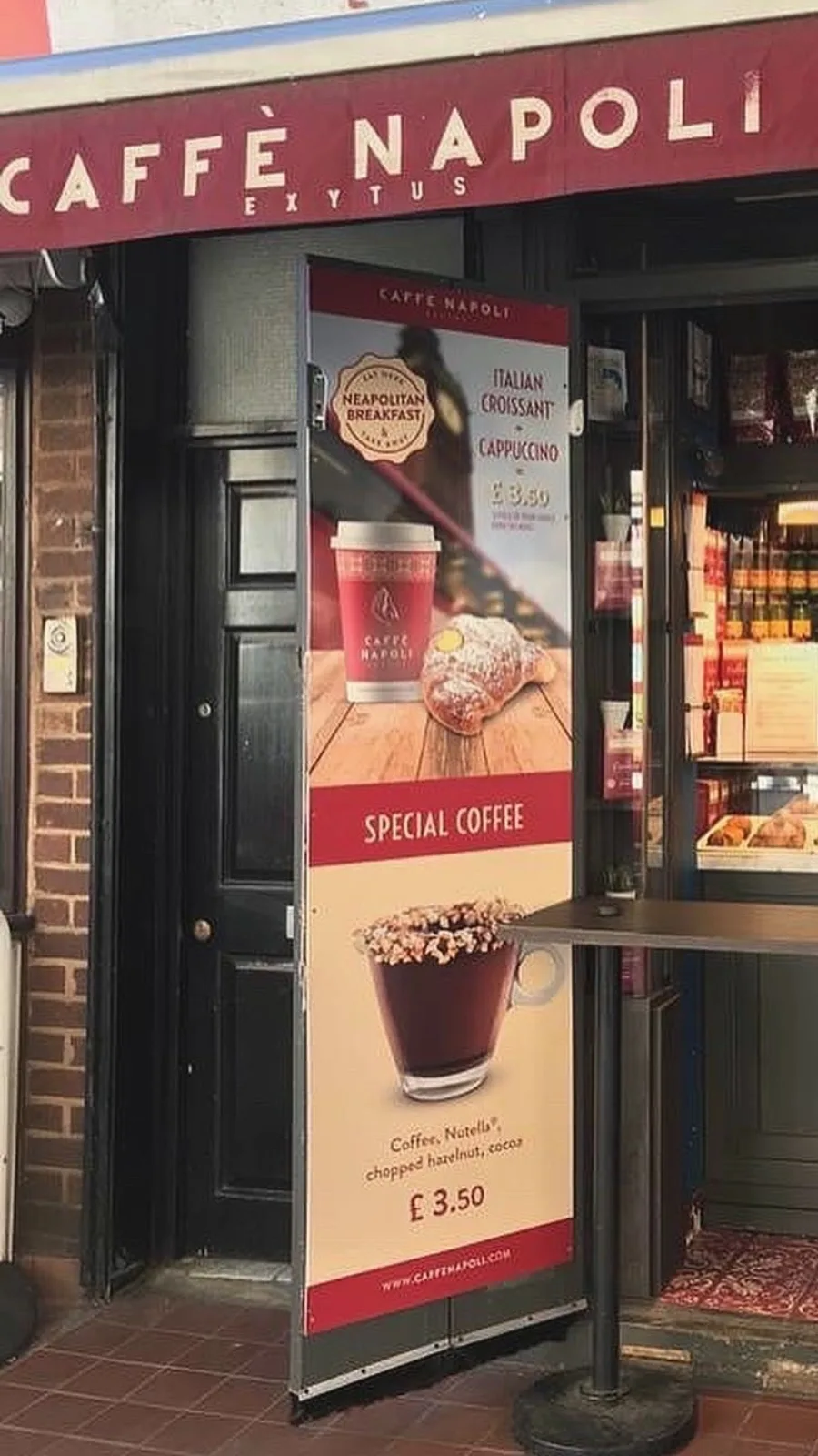 best italian cafes in london - italian coffee shops london - best italian coffee shops near me - dove fare colazione a londra - best italian coffee london - italian breakfast london - cornetto a londra - miglior caffe a londra cremino cornetti