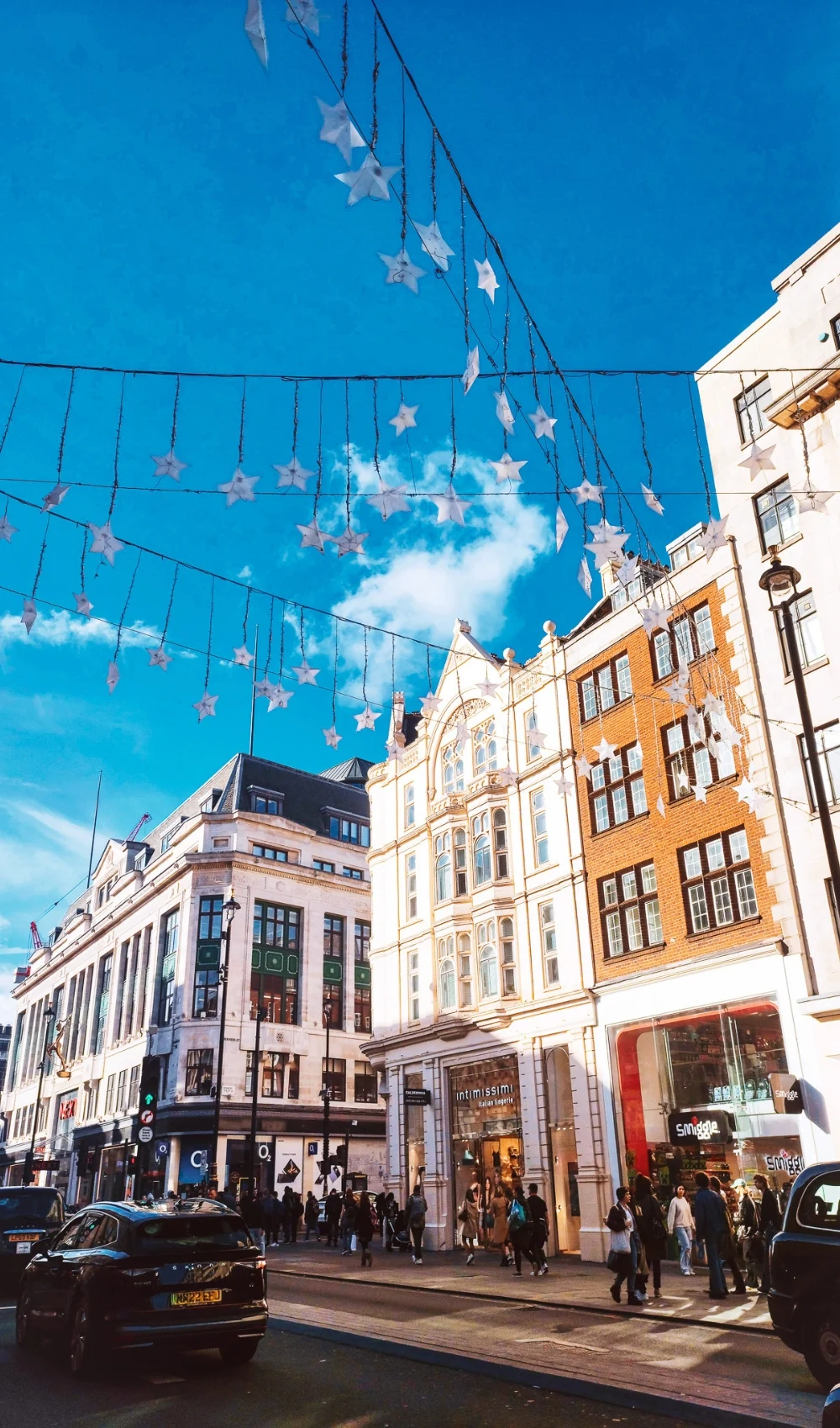 best shopping centers in london for clothes - most famous shopping mall in london - biggest mall in london - best luxury mall in london - cheap shopping malls in london - best cheap shopping in london - best budget shops in london - best shopping streets in london - best department stores in london - westfield white city bath and body works london - london designer outlet wembley yankee candle outlet harrods knightsbridge oxford street