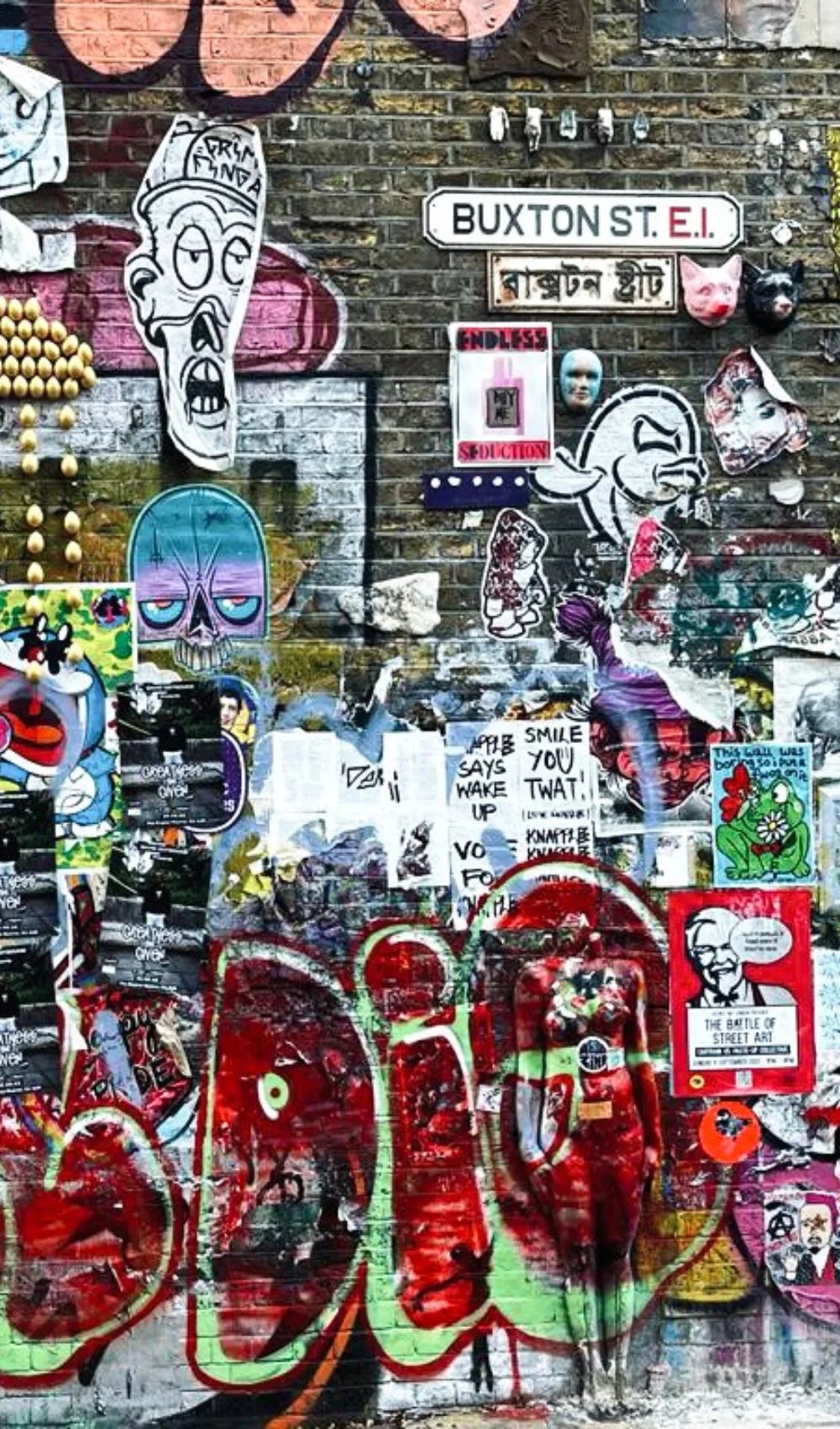 best brick lane street art - best street art in london - best street art in brick lane - prettiest places in london - best free things to do in london - best things to do in brick lane - best things to do in shoreditch - best things to do in bethnal green - most beautiful places in london - best streets for street art in london - best areas for street art in london neighborhoods - best markets in shoreditch - best markets in brick lane - best cafes in brick lane - best restaurants in brick lane - best street art in east london - most colorful places in london - most instagrammable places in london