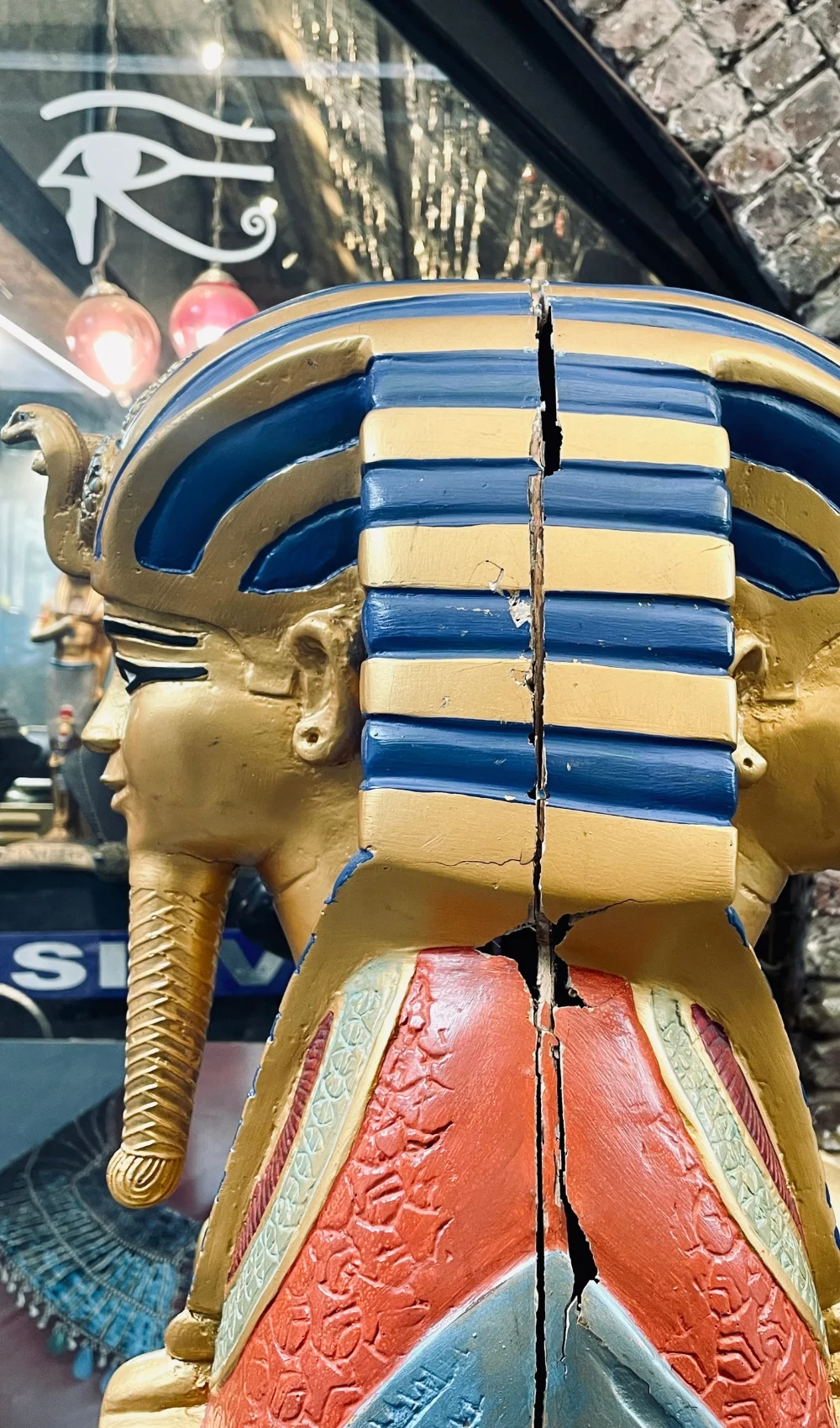 best things to do in camden market - free things to do in camden town - secret things to do in camden - best free things to do in London - best things to do in london with kids - best street art in camden