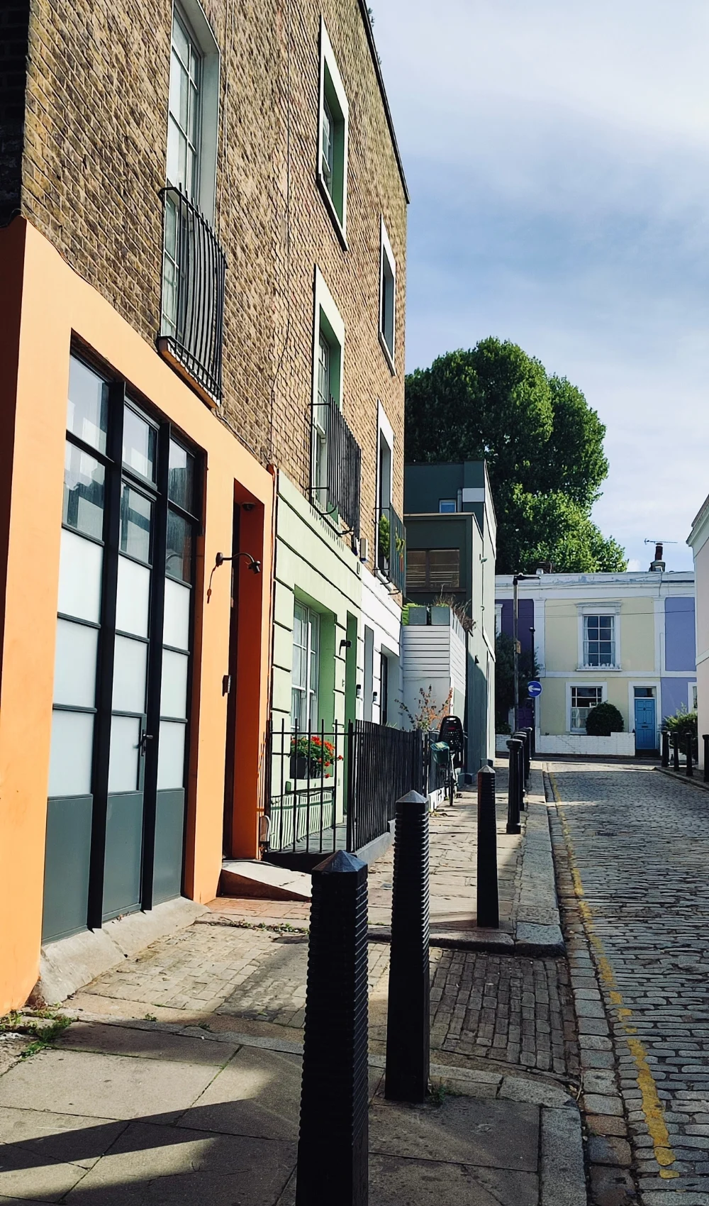 best things to do in camden market - free things to do in camden town - secret things to do in camden - best free things to do in London - best things to do in london with kids - most colorful streets in camden kentish town