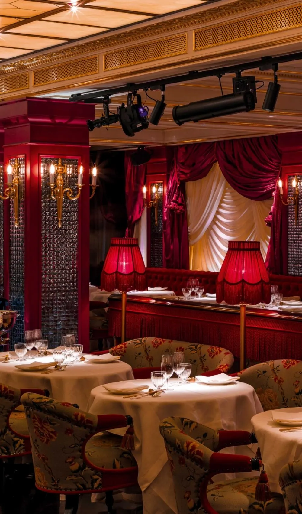 most instagrammable restaurants in london - most beautiful restaurants in mayfair central london - prettiest restaurants in mayfair london - cutest places to eat in central london - cutest cafes in mayfair - most instagrammable afternoon tea in central london - park chinois mayfair
