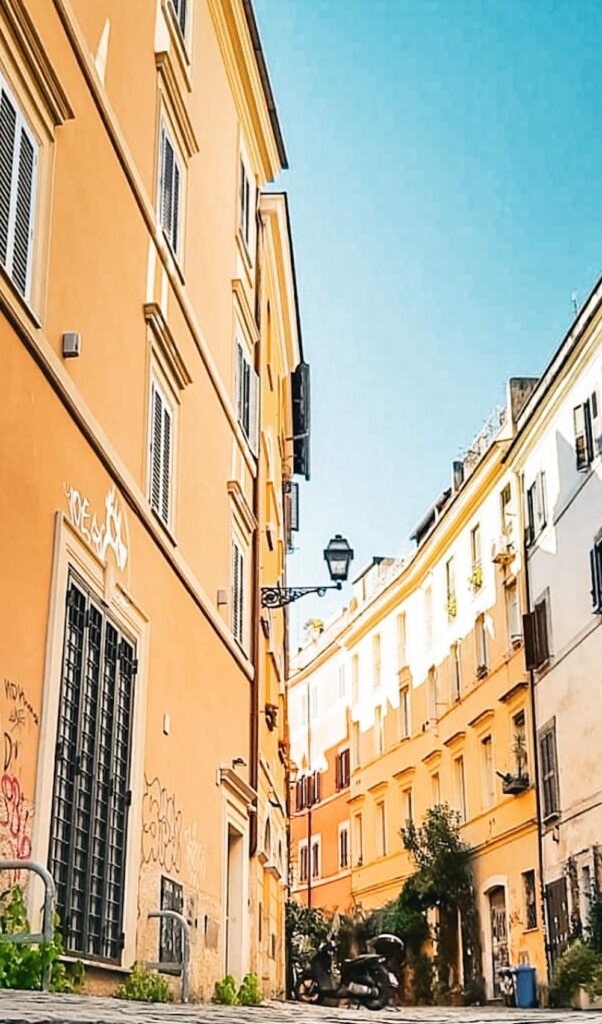 The Prettiest Neighborhoods in Rome to Walk Around and Eat