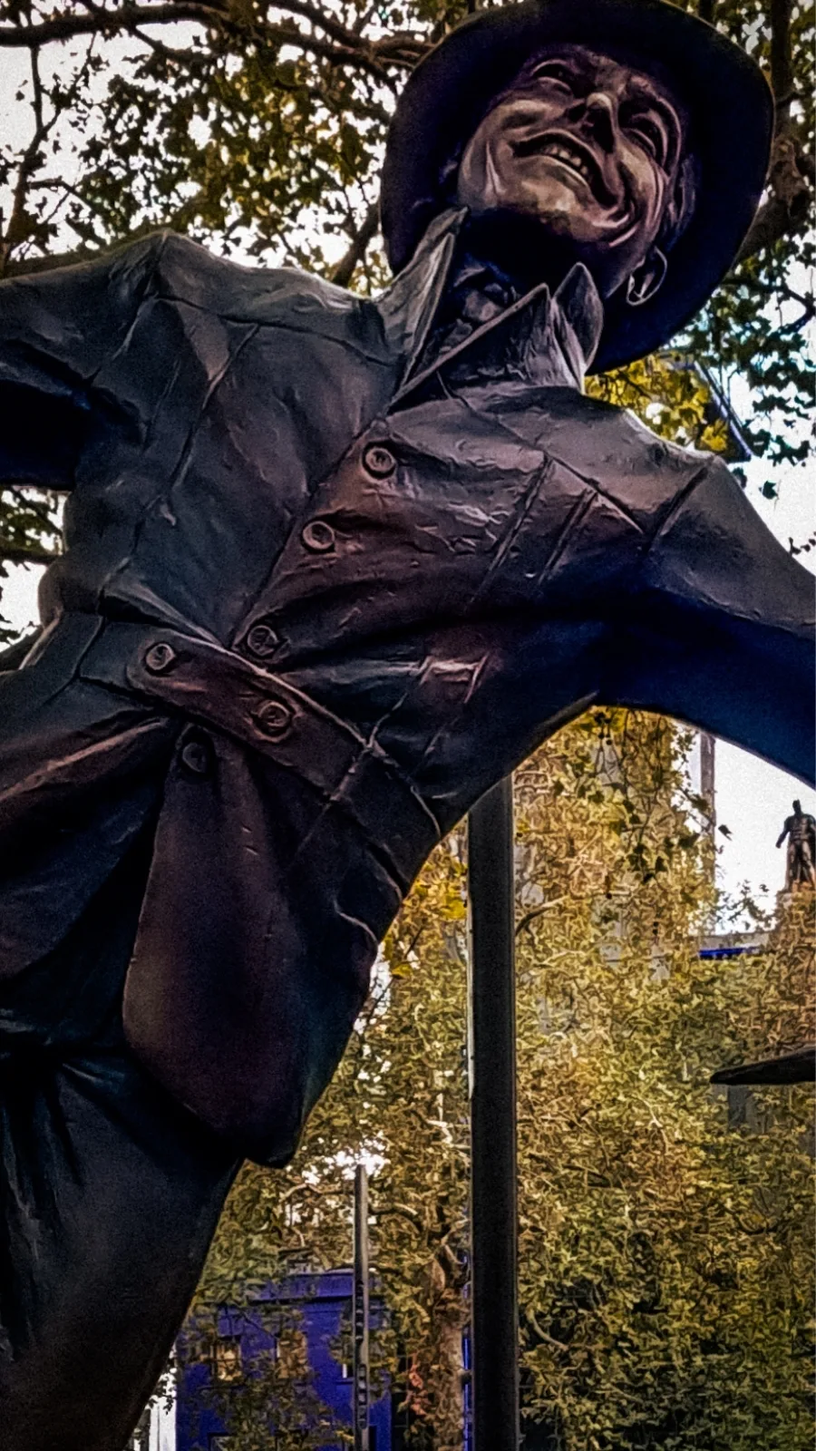 best things to do during autumn in london - beautiful places leicester square