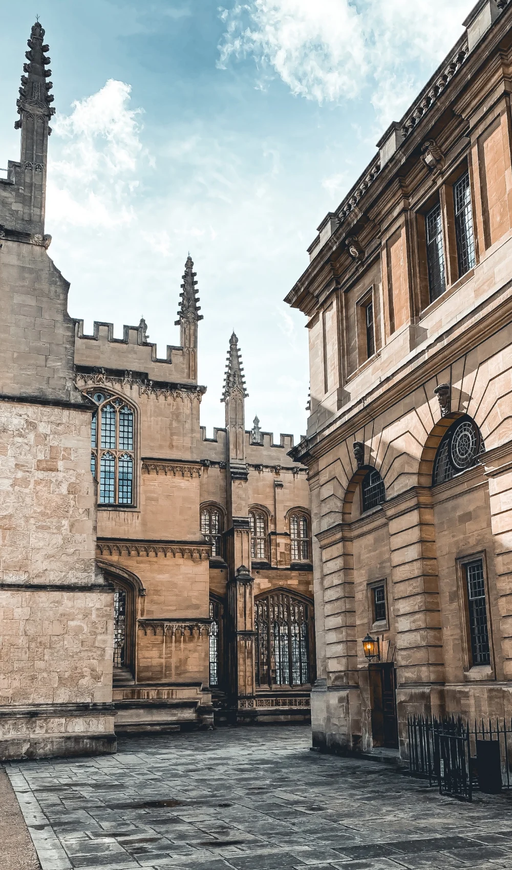 best day trips from london by train - cheap day trip from london - best day trips from london by car - romantic day trips from london without a car - best coastal towns near london - best beaches near london - most beautiful towns near london - most beautiful cities around london