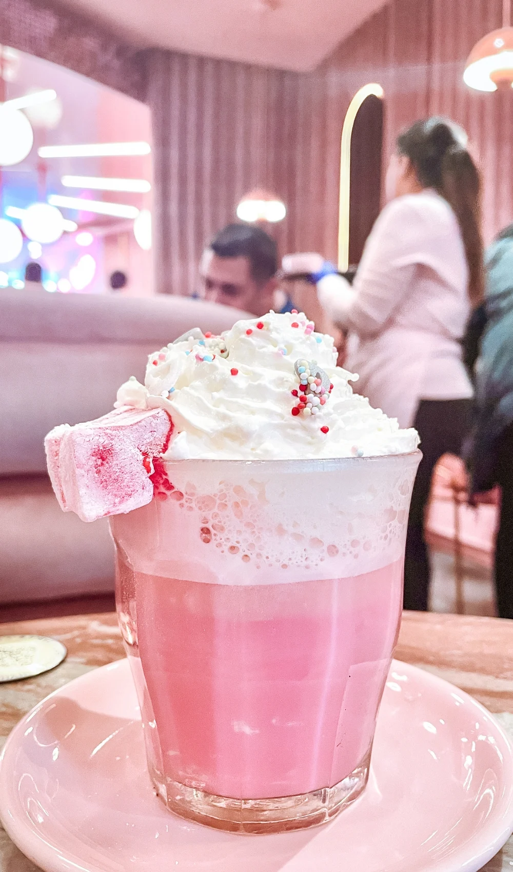best pink cafes in london - cute pink coffee shops in london - elan cafe hans crescent review - el&n london review - elan cafe knightsbridge review harrods - el&n cafe locations london - hans crescent knightsbridge - most instagrammable cafes in london - elan cafe menu - best french toast in london - best pink latte in london - floral cafes in london - best cafes near harrods - best cafes in knightsbridge west london