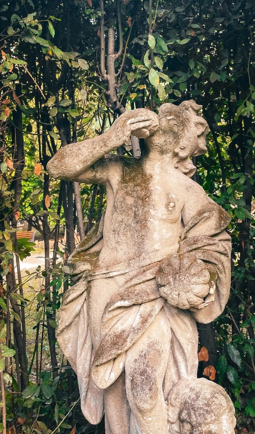 most beautiful places in rome - most beautiful gardens in rome - beautiful churches in rome - most instagrammable places in rome - best hidden gems in rome - most beautiful villas in rome to visit - magical places in rome - best hidden gems in italy - where to find sculptures in rome - where to find statues in rome - villa sciarra rome trastevere review - villa sciarra statues explanation - mythological statues in rome - beautiful parks in rome - free things to do in rome italy 