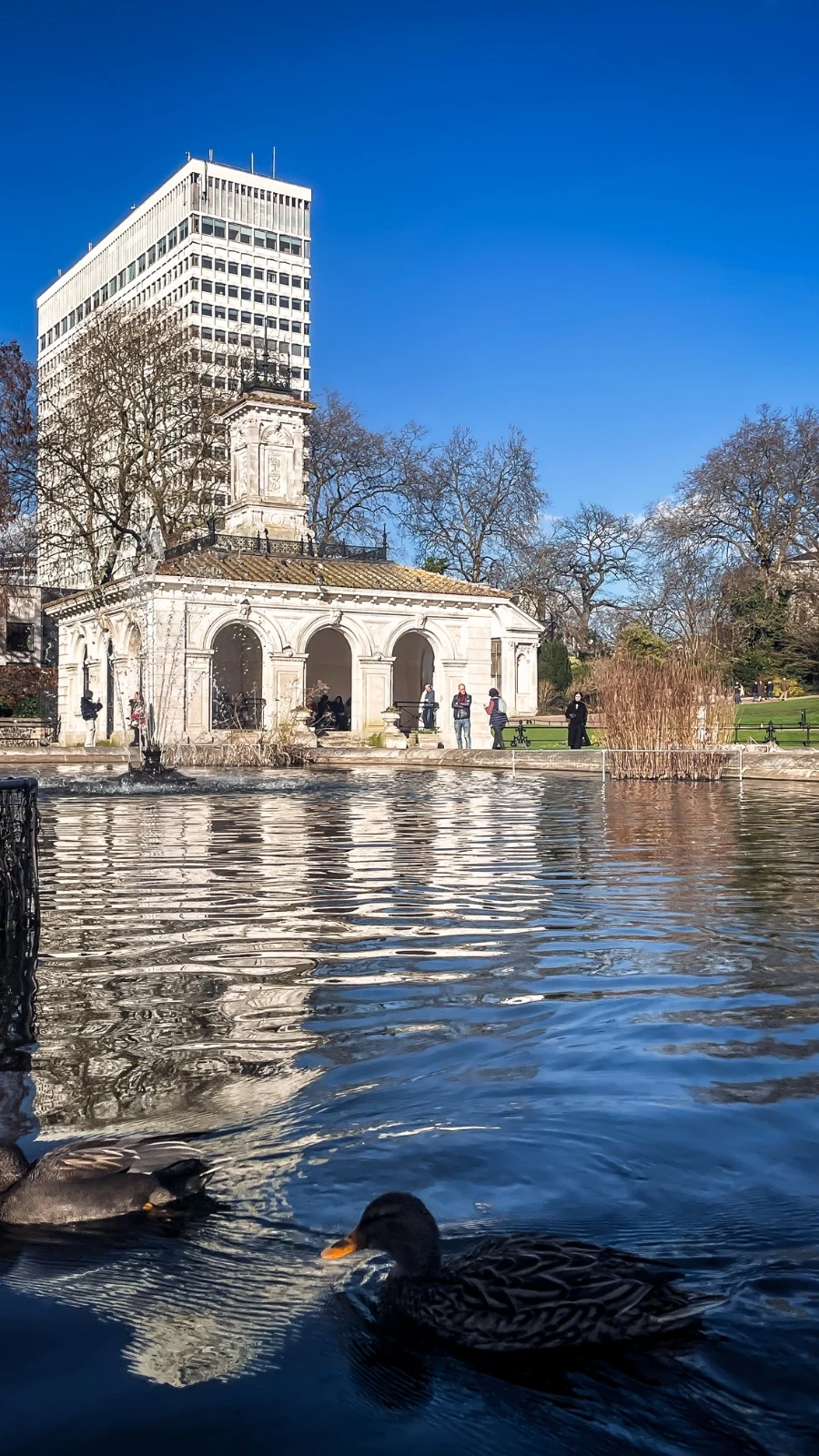 The Best Hidden Gems in West London, Secret Gardens & Food - italian gardens