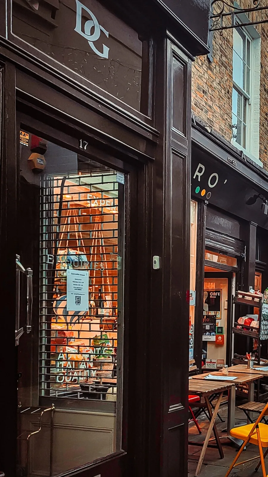 secret alleys in london - secret passageways in london - oldest streets in london - camden passage history islington - camden passage antique market angel - best free things to do in north london - one day in london - historical sites in london - best shops camden passage