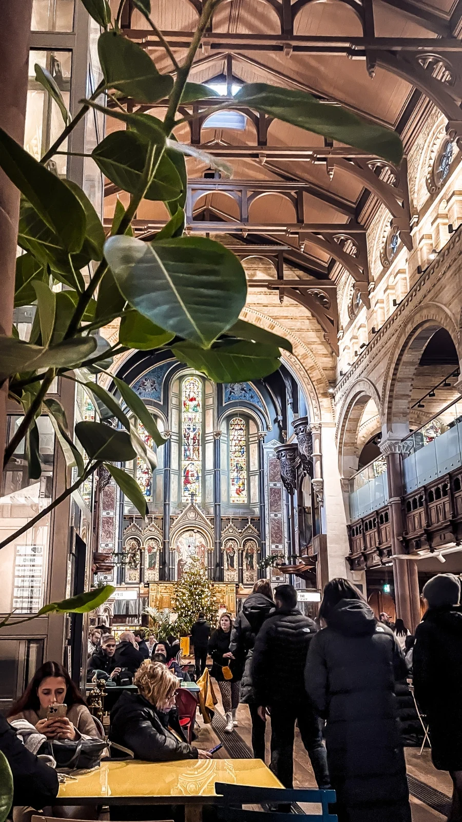 best hidden gems in mayfair central london - free things to do in mayfair - mercato mayfair
