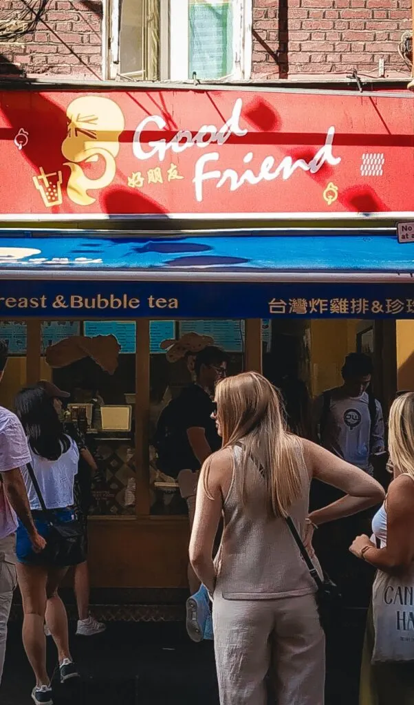 best secret places to eat in central london - unique cafes in london - cute bakeries in london - cute bakery central london - unusual places to eat in central london - best restaurants in central london - best places to eat in covent garden - best restaurants in chinatown london - best cheap eats in central london - best cheap eats in covent garden - best cheap eats in chinatown - best pho in london - best bakeries in soho london - best bakery covent garden - secret places in london - unusual things to do in central london - best hidden gems in london - hidden food gems in central london - good friend chicken