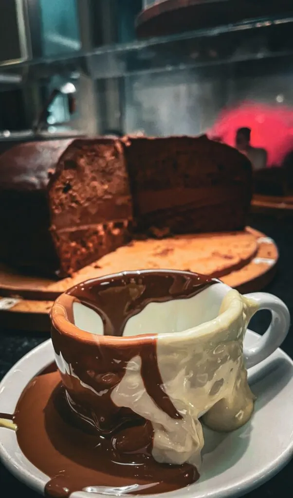 italian bear chocolate reviews rathbone place fitzrovia - italian bear chocolate menu london - best cafes in fitzrovia best restaurants - best hidden food gems in london - best hot chocolate in london - cafes in central london - best places to eat in central london hidden food gems