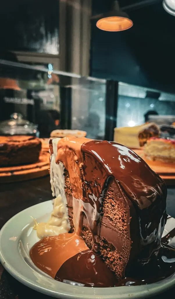 italian bear chocolate reviews rathbone place fitzrovia - italian bear chocolate menu london - best cafes in fitzrovia best restaurants - best hidden food gems in london - best hot chocolate in london - cafes in central london - best places to eat in central london hidden food gems