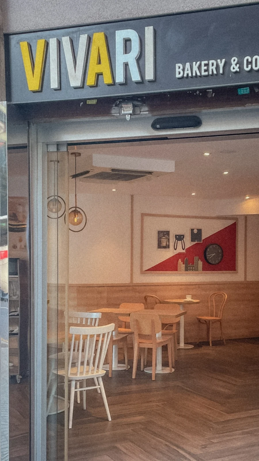 best cafes in barcelona spain - best breakfast in barcelona aesthetic - barcelona travel guide - best restaurants in barcelona bucket list - barcelona hidden food gems - best places to eat in barcelona off the beaten path - best brunch in barcelona - best coffee shops in barcelona cute cafes - best things to do in barcelona - best places to visit in barcelona 