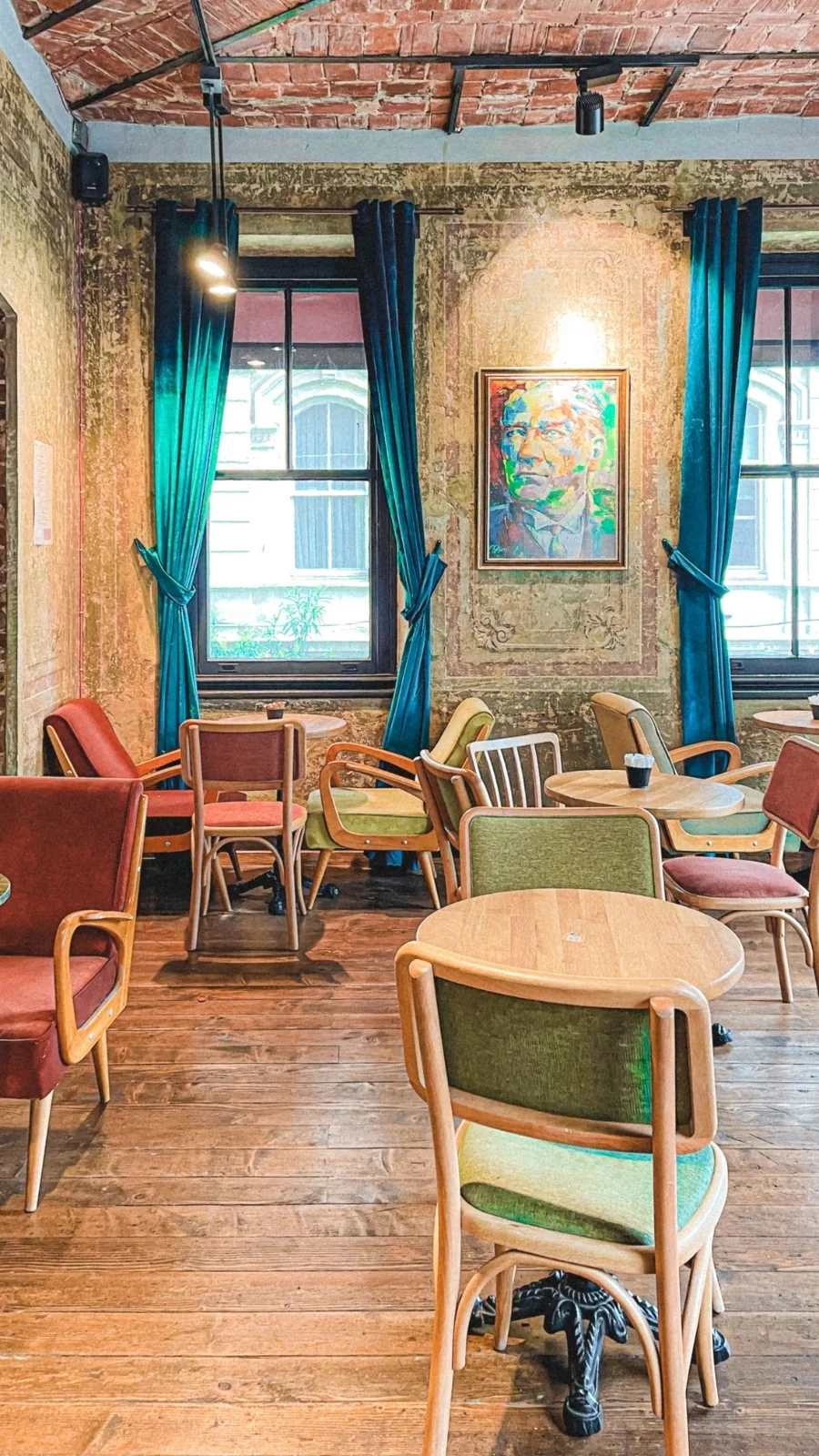 best aesthetic cafes in istanbul turkey - best places to eat in istanbul off the beaten path - best coffee shops in istanbul - best things to do in istanbul turkiye - best restaurants in istanbul - best breakfast in istanbul - best brunch in istanbul instagrammable cafes - istanbul food guide - istanbul travel guide - istanbul bucket list - istanbul food bucket list - must eat places in istanbul - traveling to istanbul for the first time - istanbul itinerary