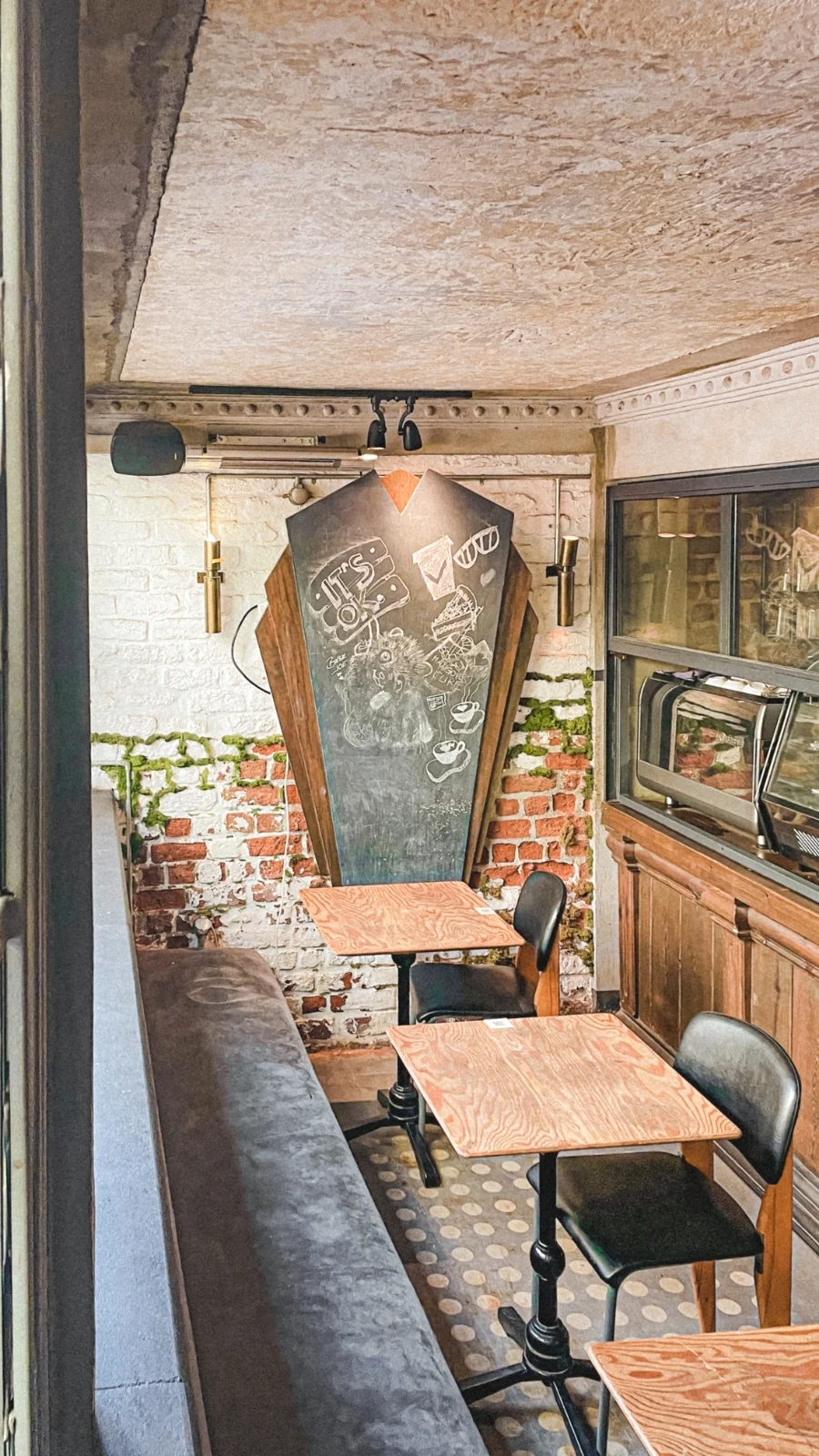 best aesthetic cafes in istanbul turkey - best places to eat in istanbul off the beaten path - best coffee shops in istanbul - best things to do in istanbul turkiye - best restaurants in istanbul - best breakfast in istanbul - best brunch in istanbul instagrammable cafes - istanbul food guide - istanbul travel guide - istanbul bucket list - istanbul food bucket list - must eat places in istanbul - traveling to istanbul for the first time - istanbul itinerary