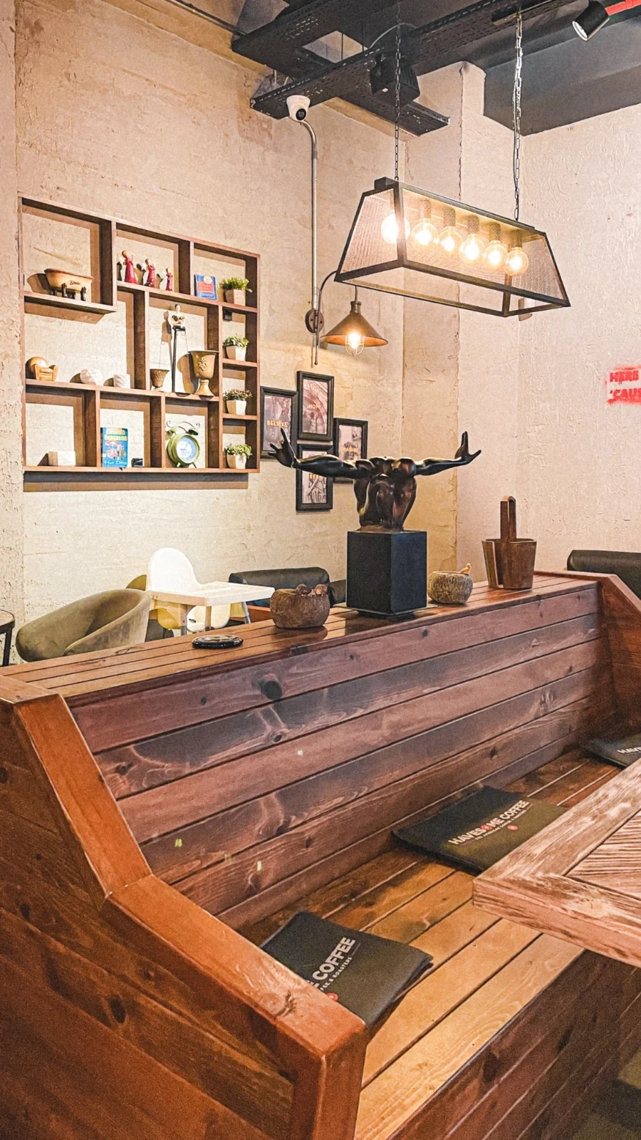 best aesthetic cafes in istanbul turkey - best places to eat in istanbul off the beaten path - best coffee shops in istanbul - best things to do in istanbul turkiye - best restaurants in istanbul - best breakfast in istanbul - best brunch in istanbul instagrammable cafes - istanbul food guide - istanbul travel guide - istanbul bucket list - istanbul food bucket list - must eat places in istanbul - traveling to istanbul for the first time - istanbul itinerary