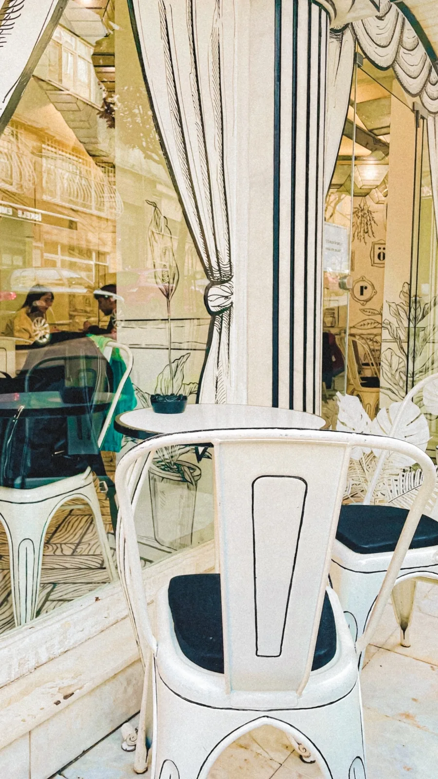 best aesthetic cafes in istanbul turkey - best places to eat in istanbul off the beaten path - best coffee shops in istanbul - best things to do in istanbul turkiye - best restaurants in istanbul - best breakfast in istanbul - best brunch in istanbul instagrammable cafes - istanbul food guide - istanbul travel guide - istanbul bucket list - istanbul food bucket list - must eat places in istanbul - traveling to istanbul for the first time - istanbul itinerary