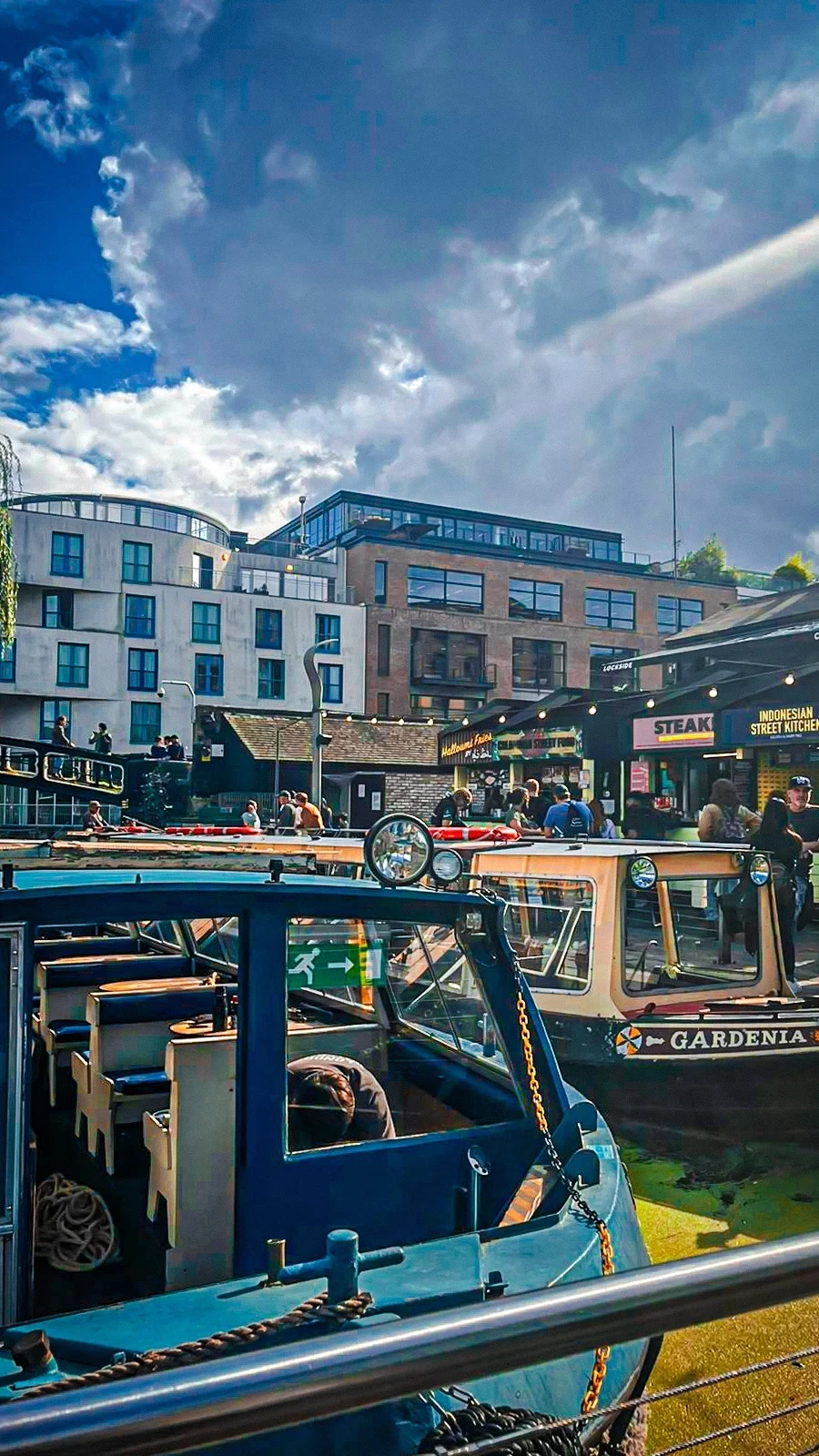 best shops in london shopping guide - best shopping in camden town - best shops in camden town - best things to do in camden town aesthetic - london travel guide - london bucket list - best things to do in london - best stores in london - beautiful places in london - best vintage shops in london - best markets in london - best charity shops in london