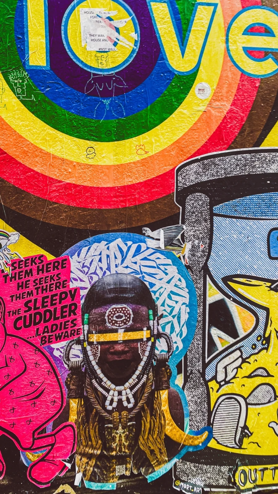 best street art in london street art spots - london travel guide - london bucket list - best things to do in london off the beaten path - secret places in london - best places to see street art in london on a budget - free things to do in london hidden gems - best street art streets in london aesthetic - best street art in brick lane - best street art in shoreditch - best street art in camden town - best street art in soho central london
