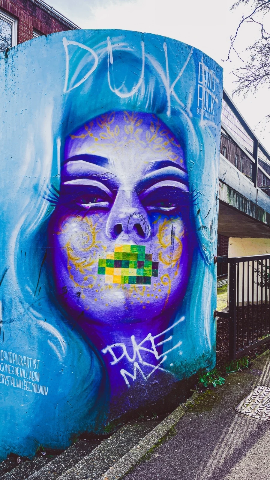 best street art in london street art spots - london travel guide - london bucket list - best things to do in london off the beaten path - secret places in london - best places to see street art in london on a budget - free things to do in london hidden gems - best street art streets in london aesthetic - best street art in brick lane - best street art in shoreditch - best street art in camden town - best street art in soho central london