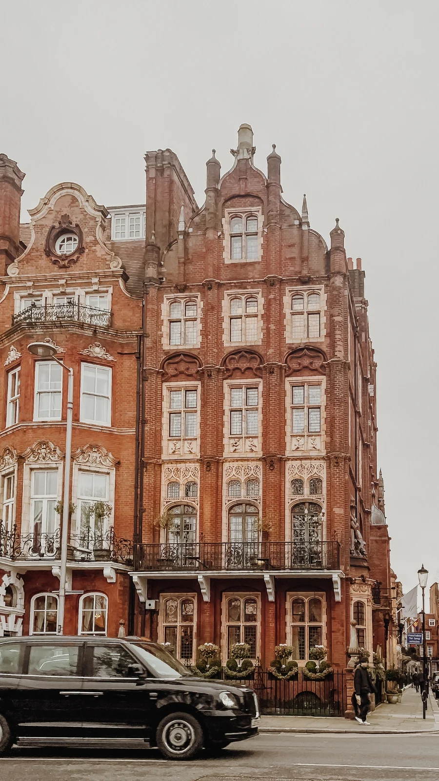 best london food guide - chef danielle maupertuis at the milestone hotel kensington - london events - best vegan afternoon tea in london - best vegan food in london - best vegan restaurants in london - london food guide - london travel guide