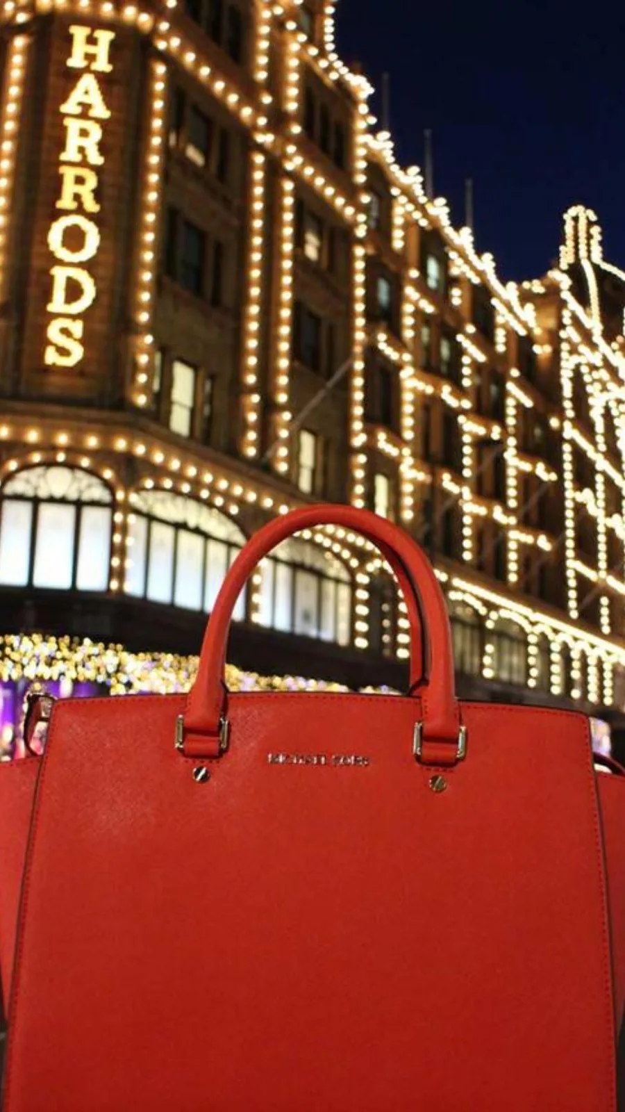 3 days in london itinerary - fashion in london itinerary - best shops in london shopping guide - best clothing shops in london - best museums in london on a budget 