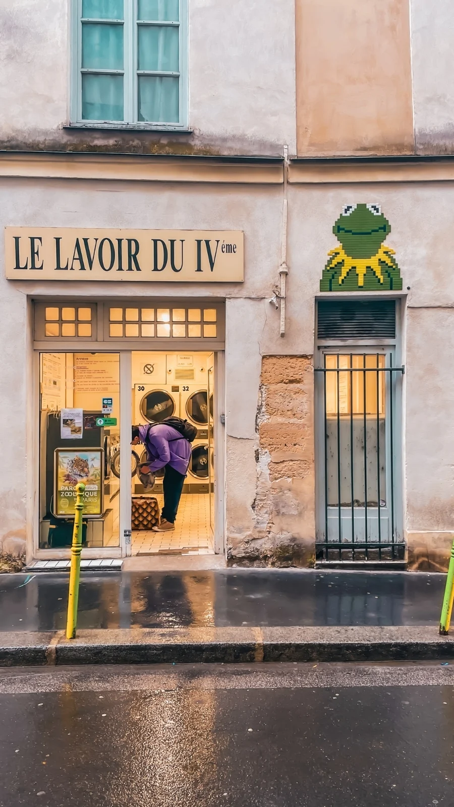 aesthetic streets in paris to visit - free things to do in paris france - le marais neighborhood