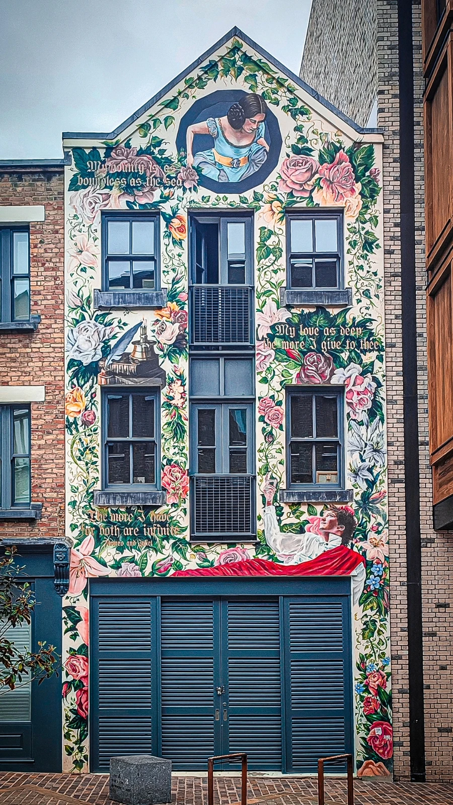 bookish locations in london - shakespeare sculptures in london and statues - literary locations in london shoreditch new inn broadway romeo juliet