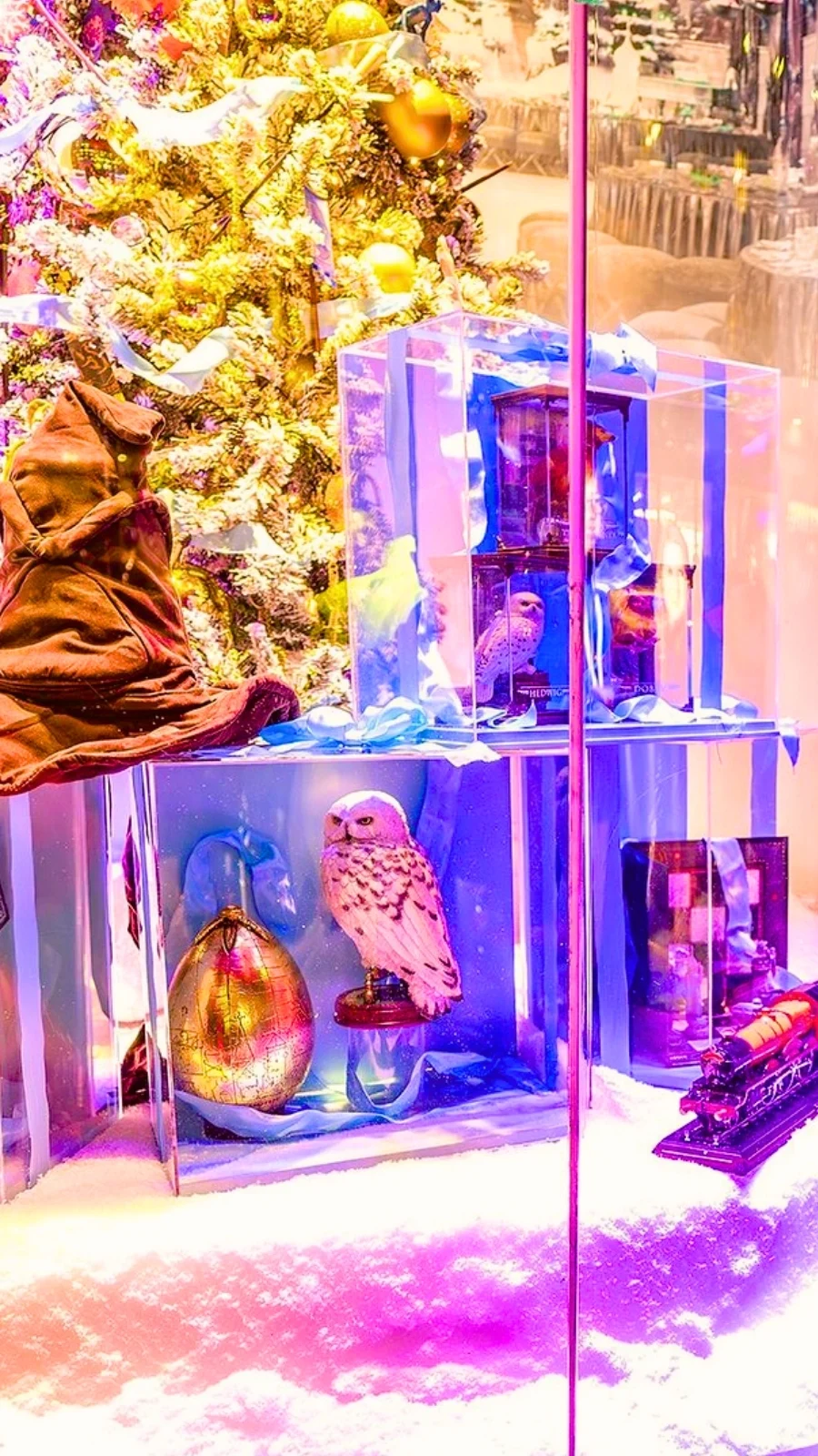 Best Christmas Shop Windows in London: Hamleys, Regent Street