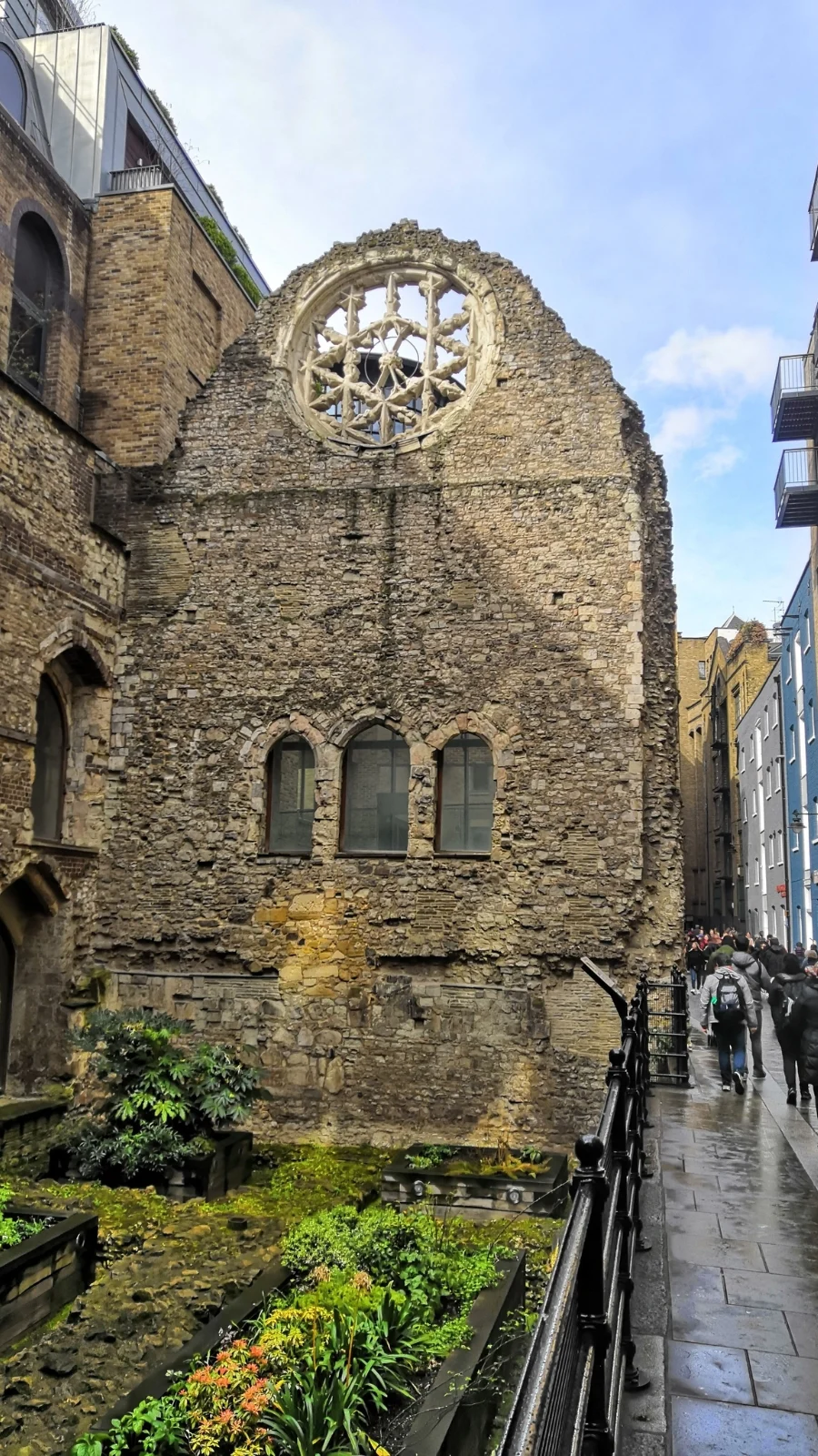 The Most Secret Ruins in London: Winchester Palace, London Bridge