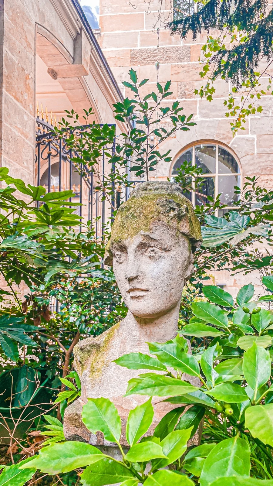 Best Things to Do in Le Marais: Secret Garden Behind the Musée des Archives Nationales