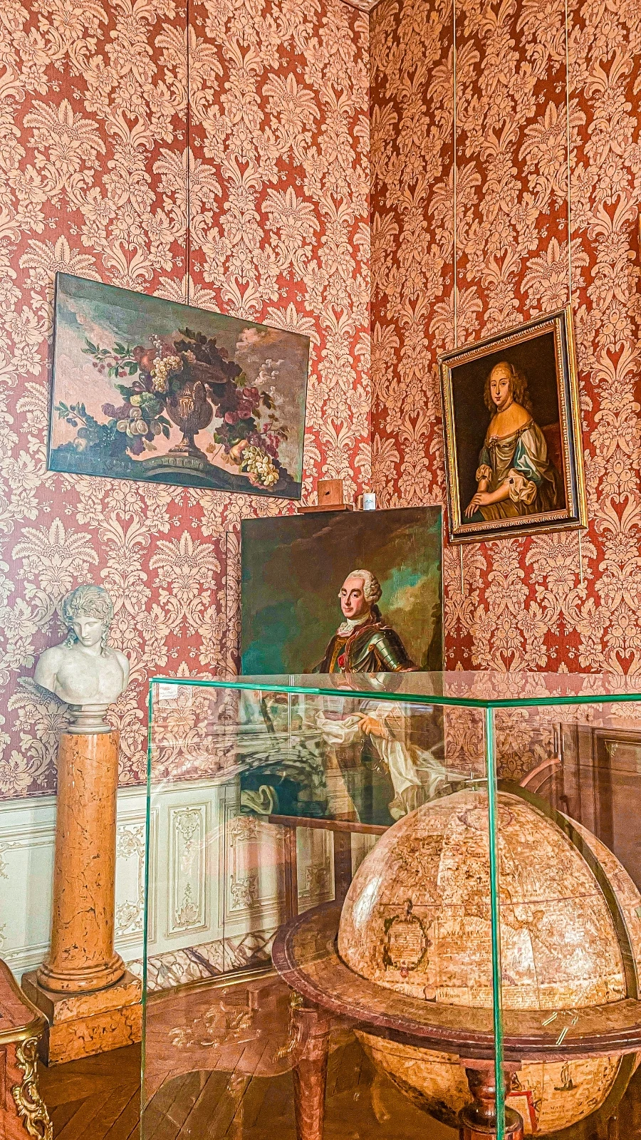 Best Hidden Gems in Le Marais Paris: Musée des Archives Nationales