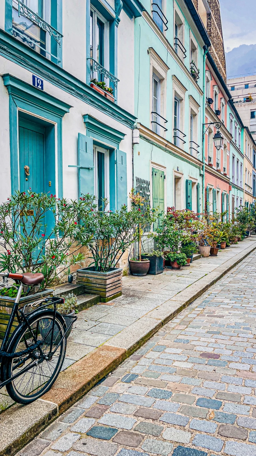 Free Things to Do in Paris: Rue Crémieux