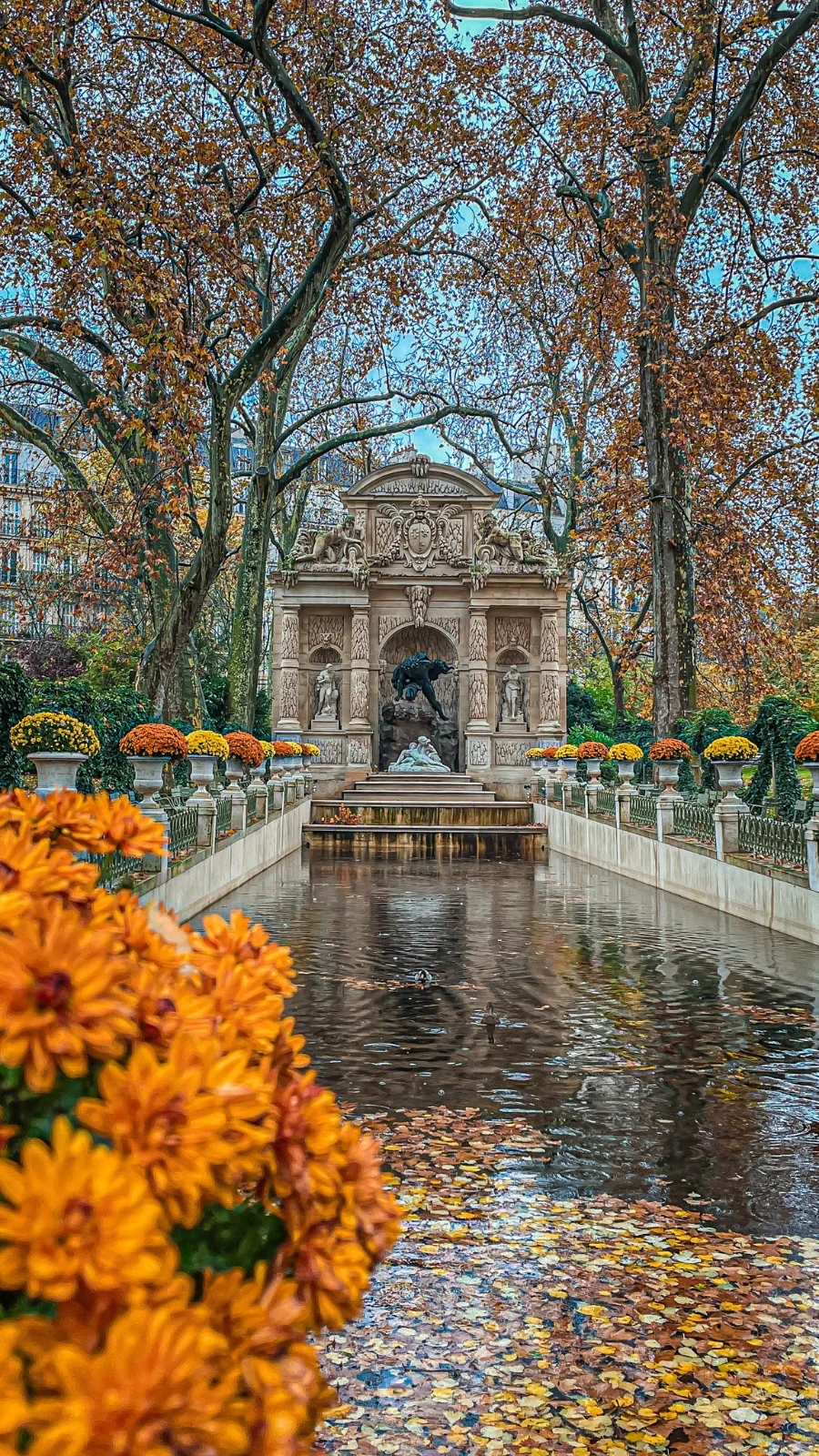 Free Things to Do in Paris: Jardin du Luxembourg and Medici Fountain