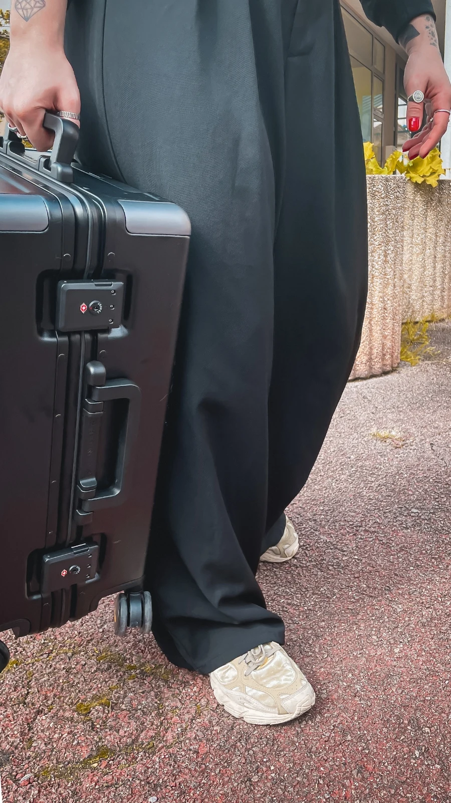 Level 8 Hegent Carry On review - best level 8 suitcase 