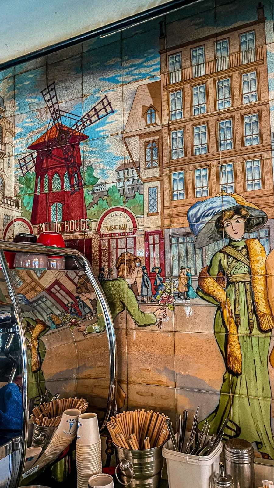 Places to Visit During the Fall in Paris: Montmartre Streets