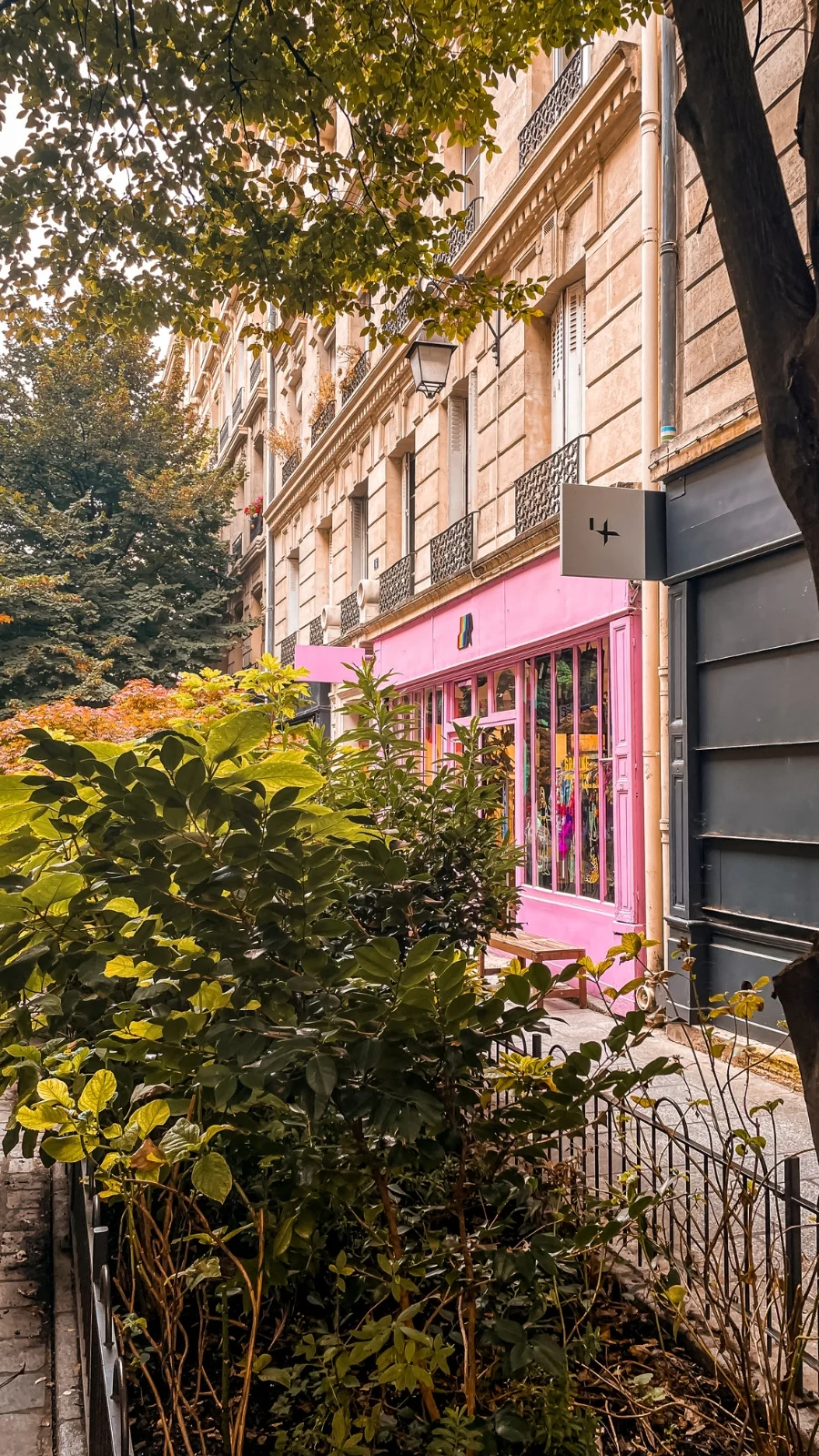 Places to Visit During the Fall in Paris: Rue du Trésor, Le Marais
