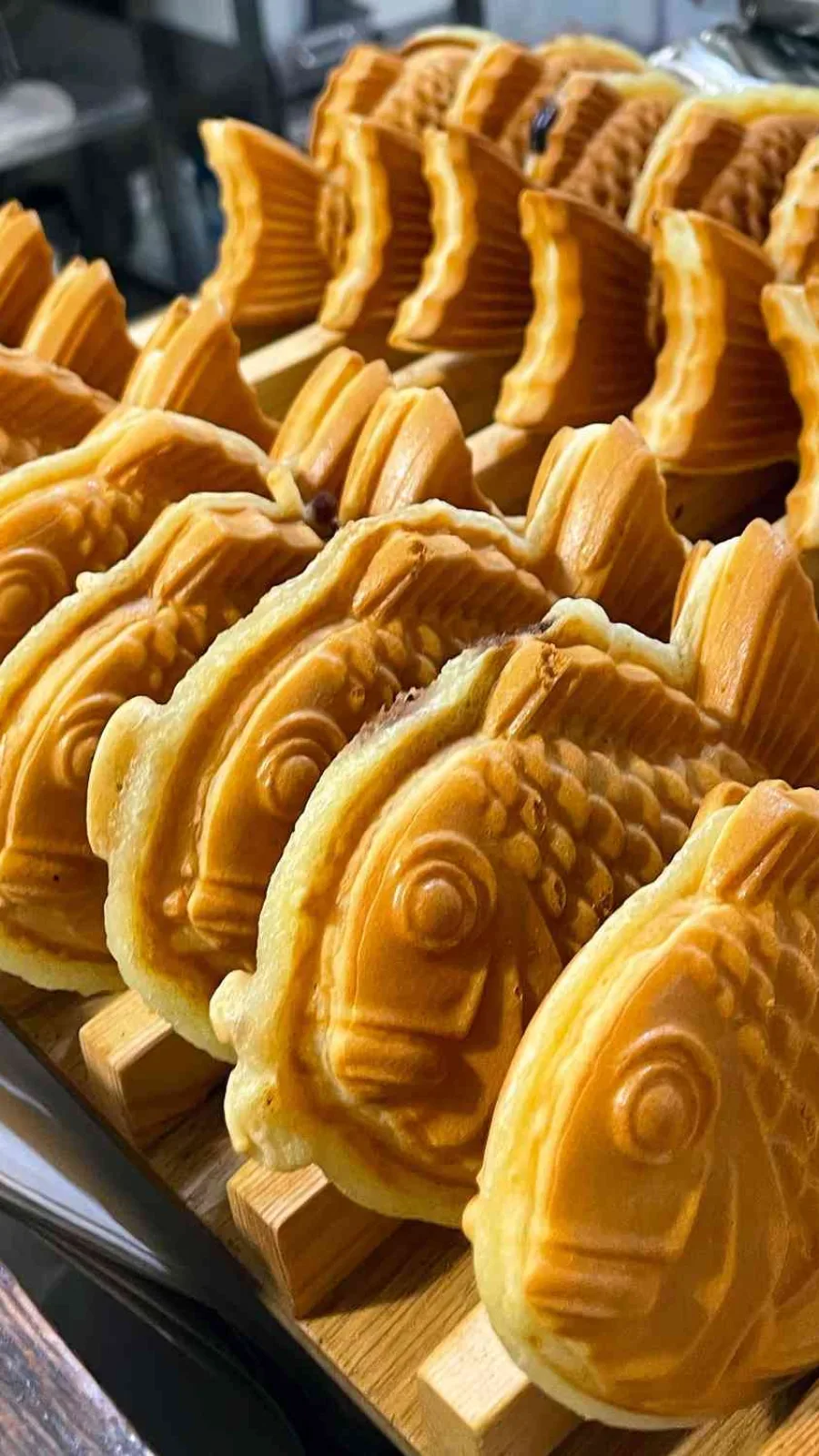Cheap Things to Do in London With Kids: Get a Fish-Shaped Pastry in Chinatown, Central London